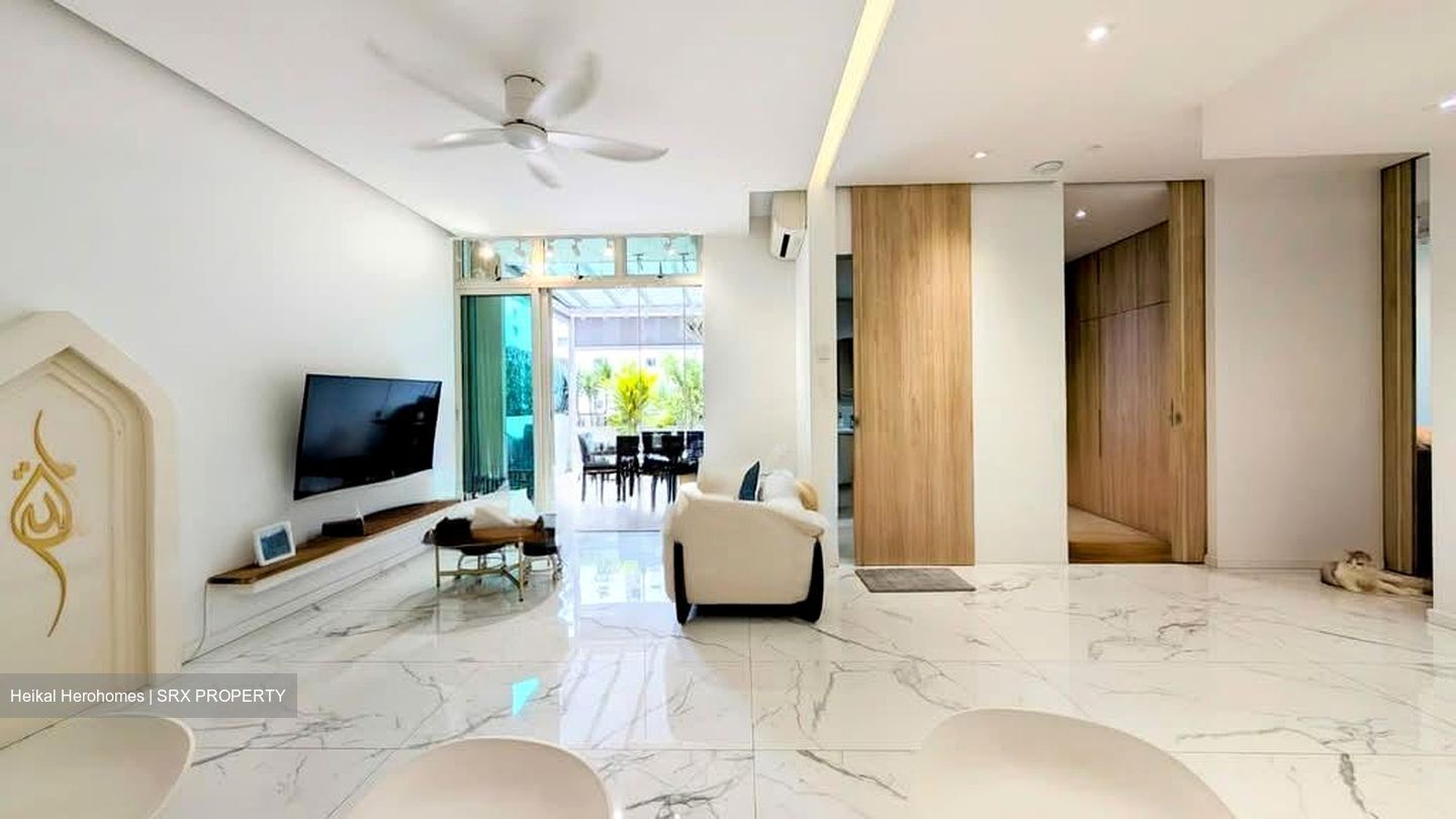 Compass Heights (D19), Apartment #589745981